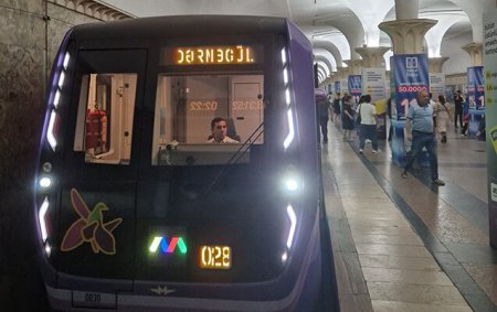 Bakı metrosu gecə saat 1-ə qədər işləyəcək