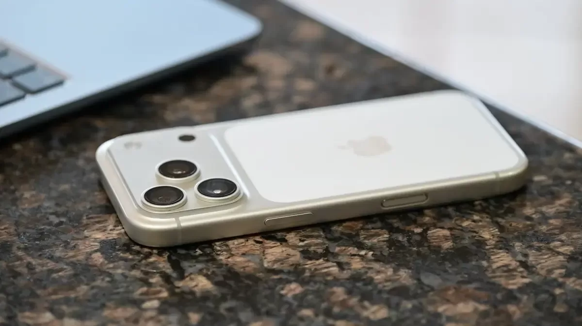 iPhone 18 Pro Max yeni kamera texnologiyası ilə fərqlənəcək