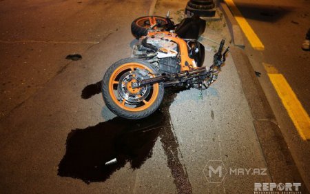 Bakıda avtomobil motosikletçini vuraraq xəsarət yetirib