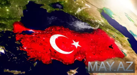 Rus kosmonavt kosmosda Türkiyə bayrağı açdı - FOTO